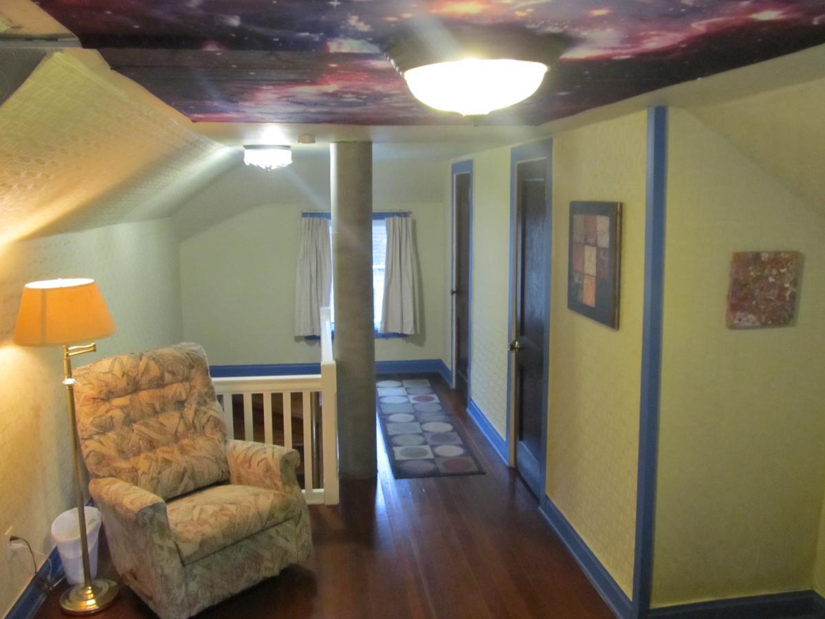 Covered By Faith Rentals -Storybook Home Rochester Exterior photo